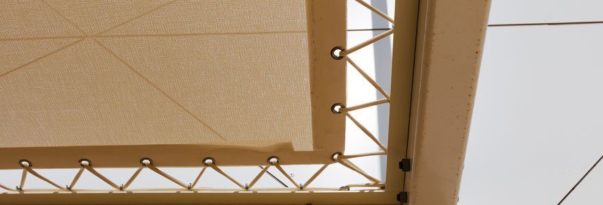 Bâche sur mesure pour pergola